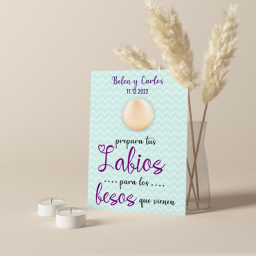 Labiales personalizados para boda. Acabado cromado