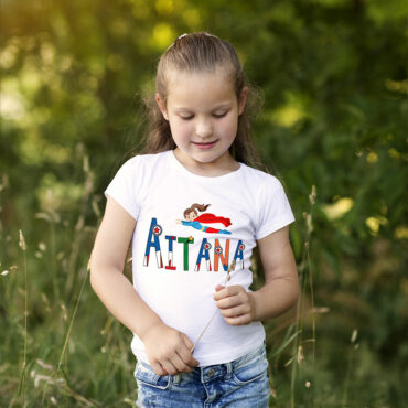 Camiseta para niña personalizada modelo "Supergirl"